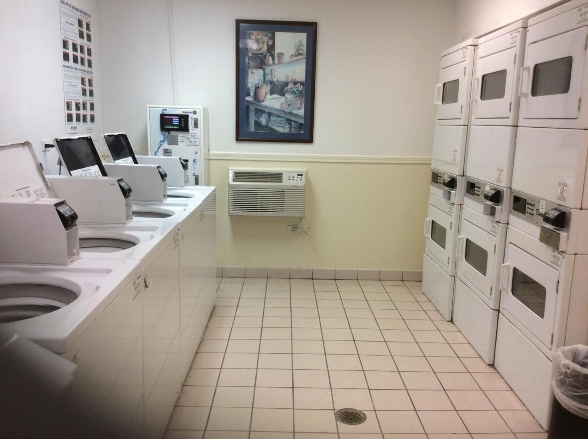 Intown Suites Extended Stay Chicago Il - Elk Grove O'Hare Elk Grove Village Exteriör bild